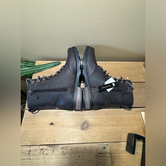 SOREL Emelie Genuine Shearling Short Lace-Up Boot 9 Blackened Brown - Picture 11 of 12